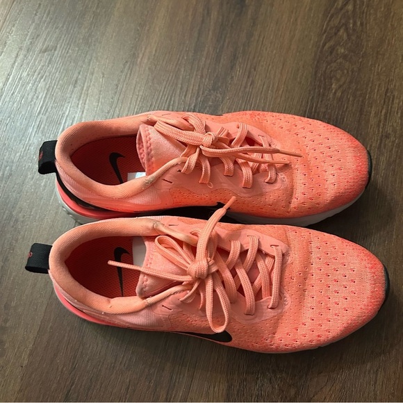 Nike Odyssey React Pink Black Running Shoes Women’s 7 - Picture 2 of 11